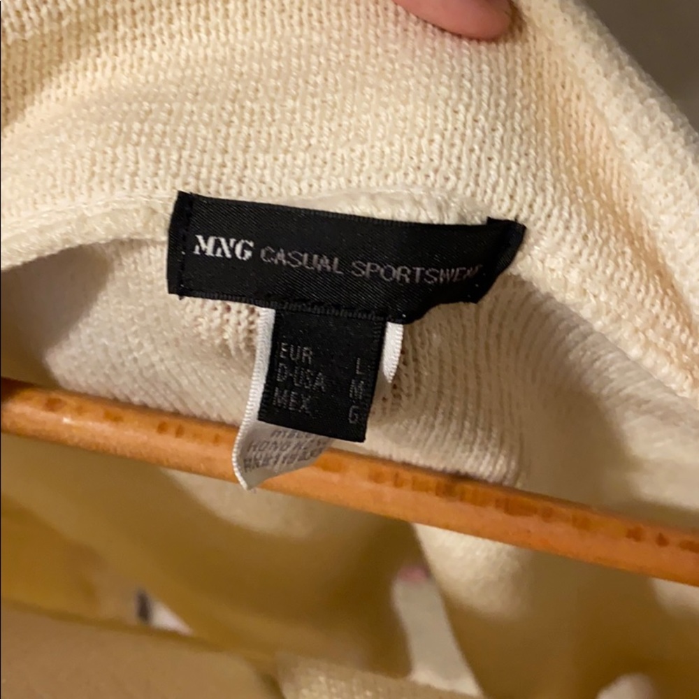 Cream short jacket - Picture 3 of 3